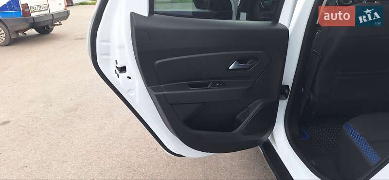 Позашляховик / Кросовер Dacia Duster 2021 в Новоархангельську