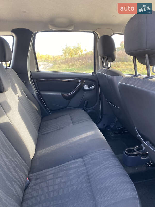 Внедорожник / Кроссовер Dacia Duster 2010 в Ивано-Франковске фото 11 Внедорожник / Кроссовер Dacia Duster 2010 в Ивано-Франковске