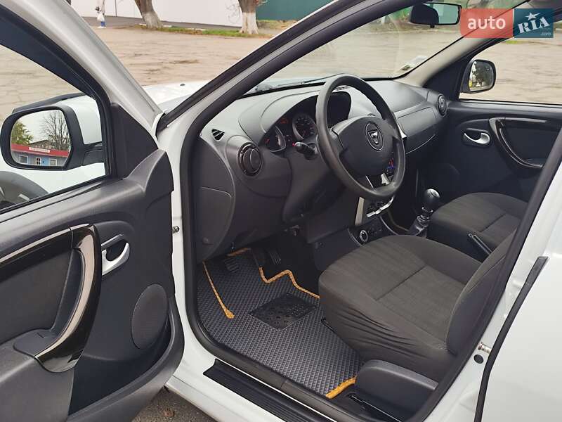 Позашляховик / Кросовер Dacia Duster 2012 в Новоархангельську