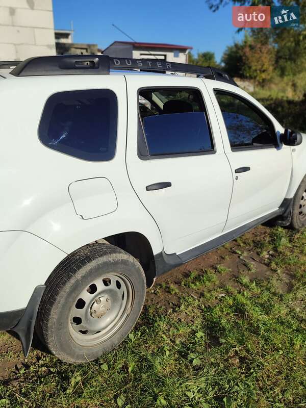 Внедорожник / Кроссовер Dacia Duster 2016 в Львове