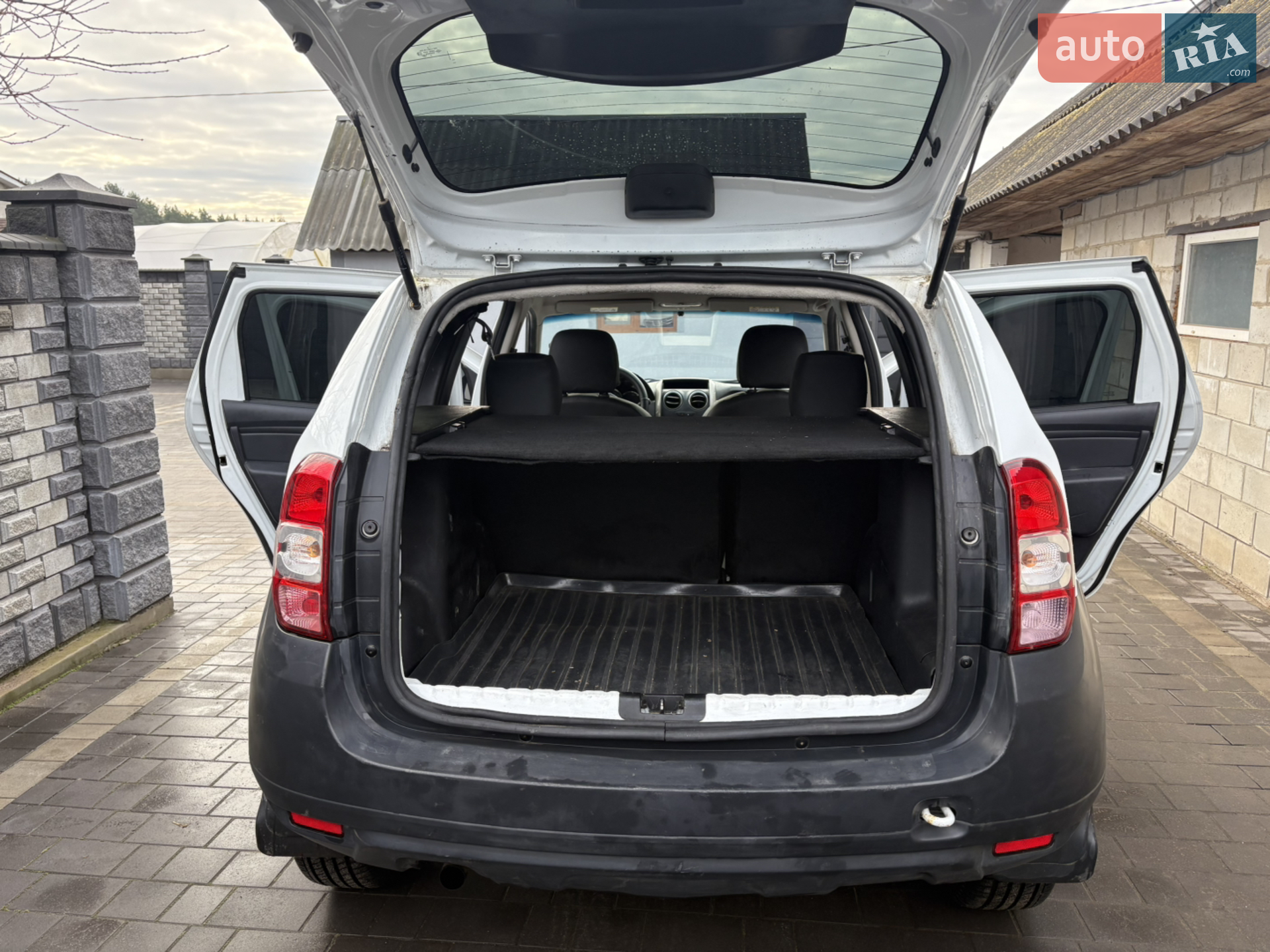 2016 Dacia Duster - мініатюра 9