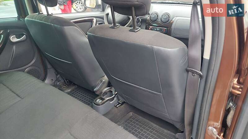 Позашляховик / Кросовер Dacia Duster 2011 в Білгороді-Дністровському