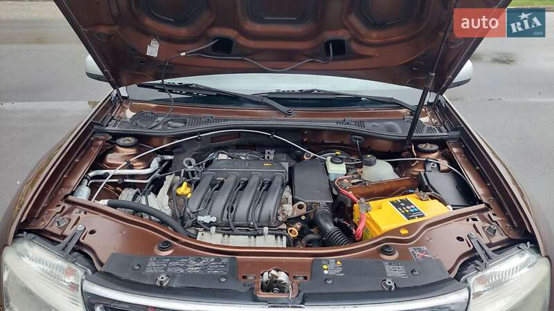 Позашляховик / Кросовер Dacia Duster 2011 в Білгороді-Дністровському