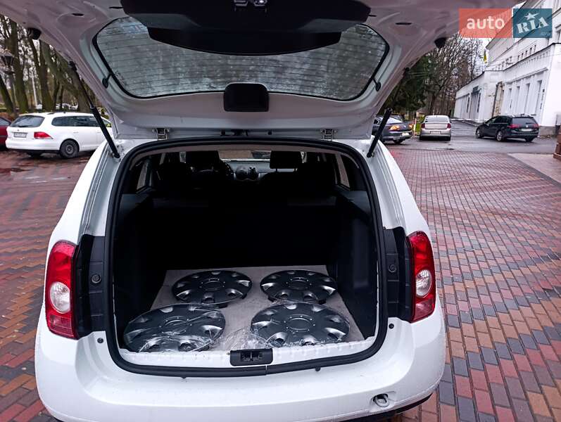 Позашляховик / Кросовер Dacia Duster 2013 в Звягелі