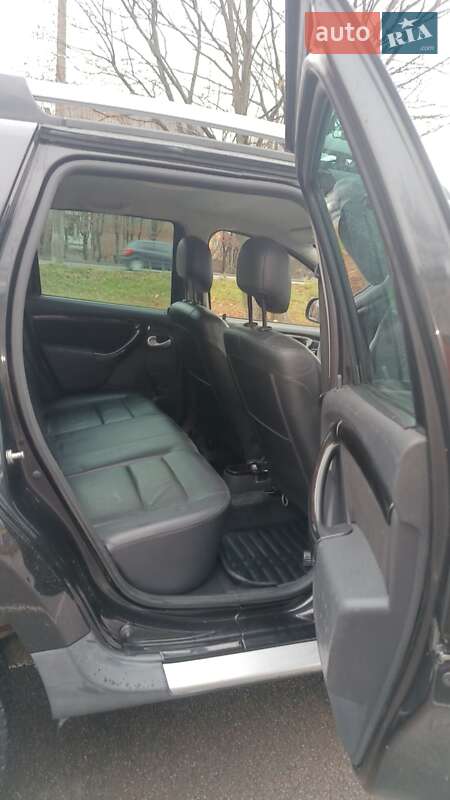 Позашляховик / Кросовер Dacia Duster 2011 в Івано-Франківську