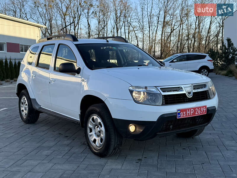 Позашляховик / Кросовер Dacia Duster 2011 в Луцьку