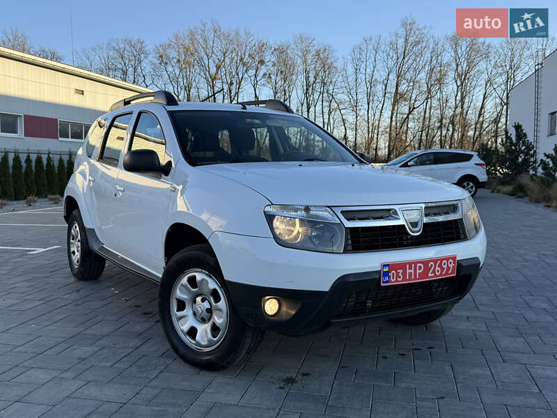 Позашляховик / Кросовер Dacia Duster 2011 в Луцьку
