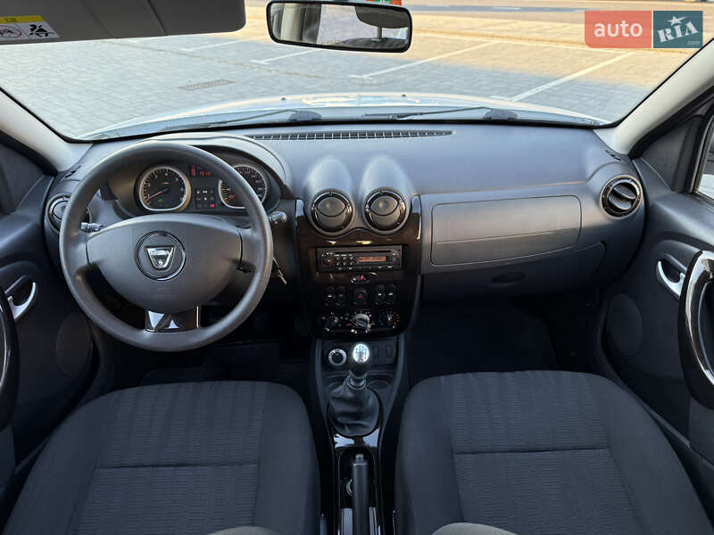 Позашляховик / Кросовер Dacia Duster 2011 в Луцьку