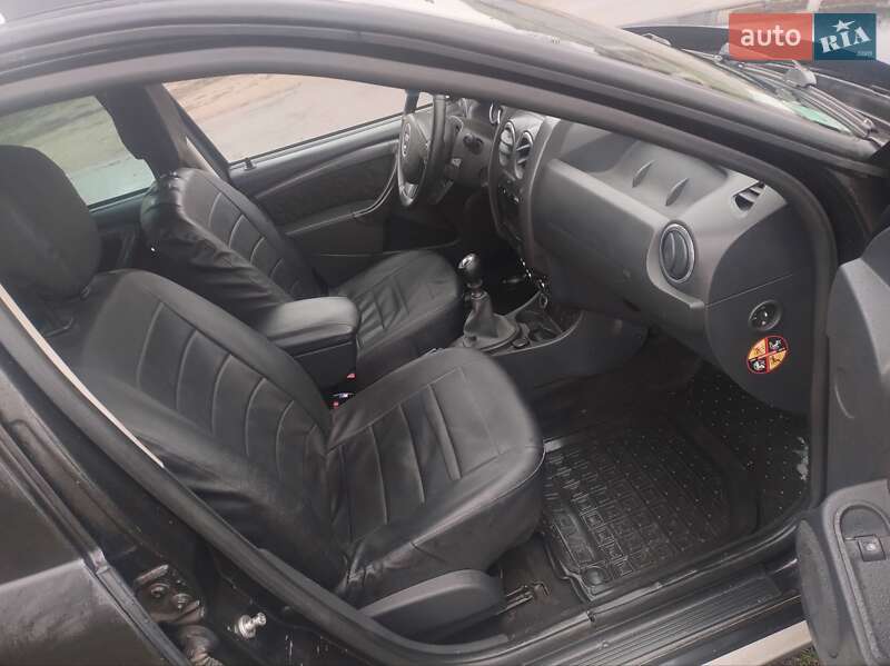 Позашляховик / Кросовер Dacia Duster 2014 в Олександрівці фото 2 Позашляховик / Кросовер Dacia Duster 2014 в Олександрівці