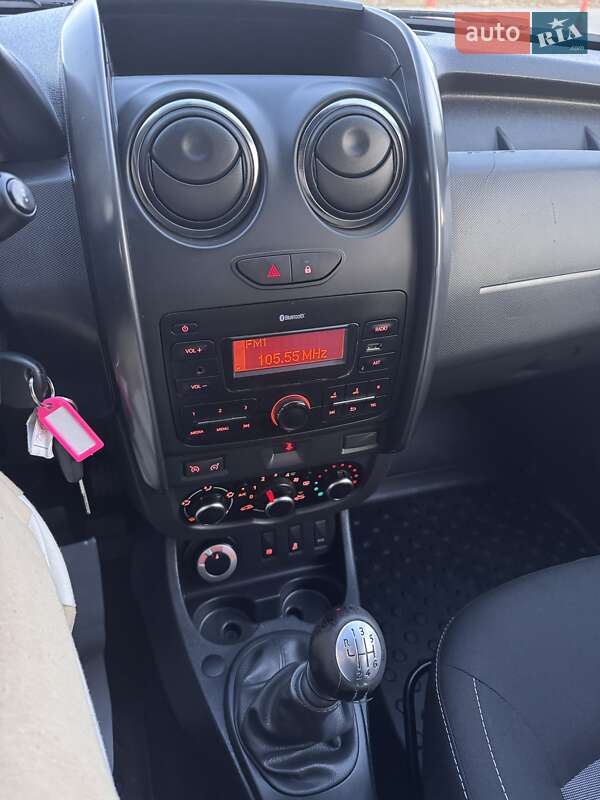 Внедорожник / Кроссовер Dacia Duster 2017 в Калуше фото 20 Внедорожник / Кроссовер Dacia Duster 2017 в Калуше