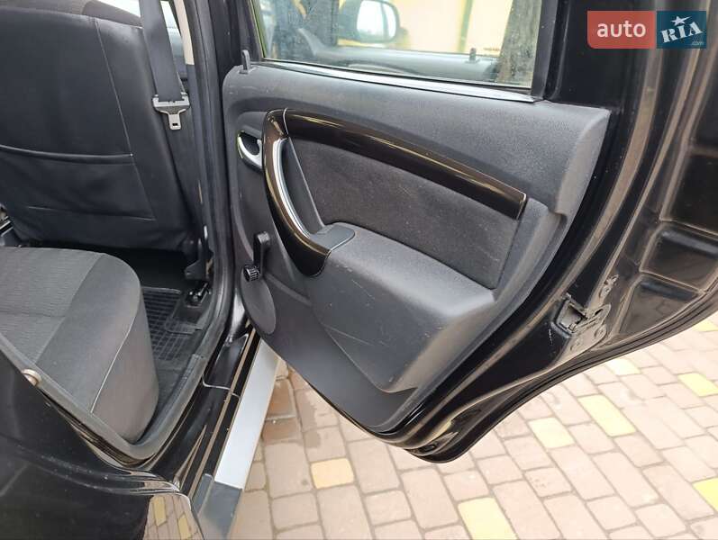 Внедорожник / Кроссовер Dacia Duster 2010 в Киверцах