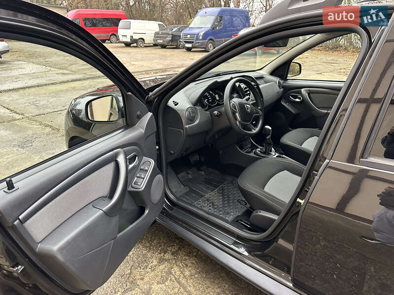 Внедорожник / Кроссовер Dacia Duster 2017 в Черновцах