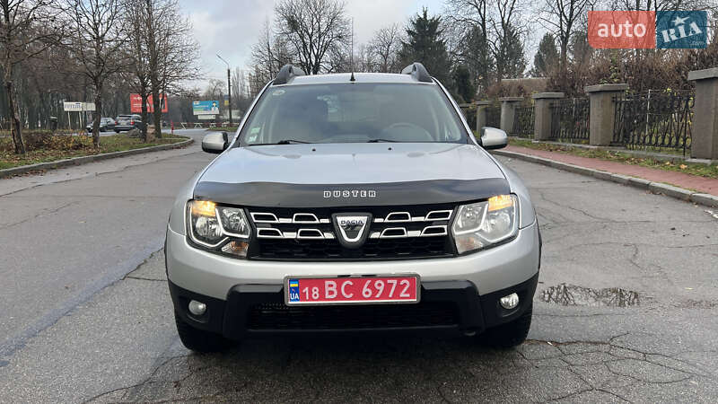 Позашляховик / Кросовер Dacia Duster 2015 в Умані