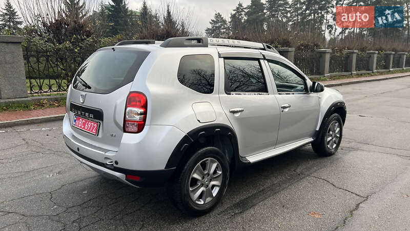Позашляховик / Кросовер Dacia Duster 2015 в Умані