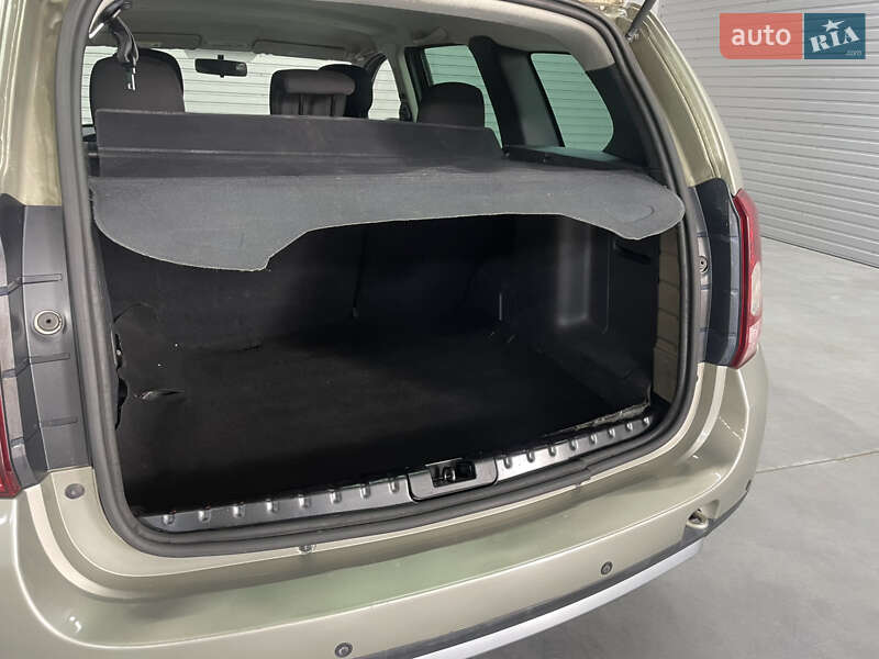 Внедорожник / Кроссовер Dacia Duster 2011 в Стрые