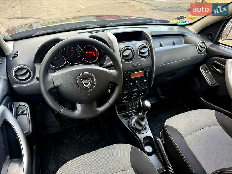 Позашляховик / Кросовер Dacia Duster 2014 в Рівному