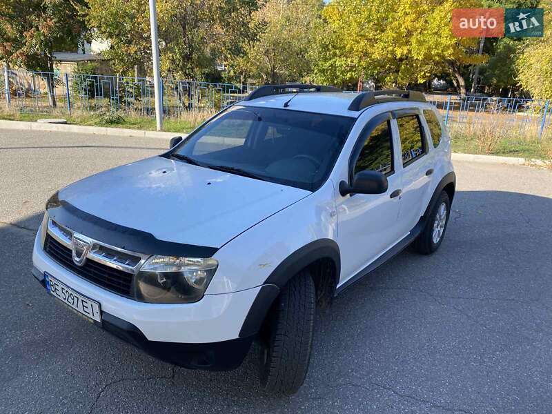 Позашляховик / Кросовер Dacia Duster 2011 в Миколаєві