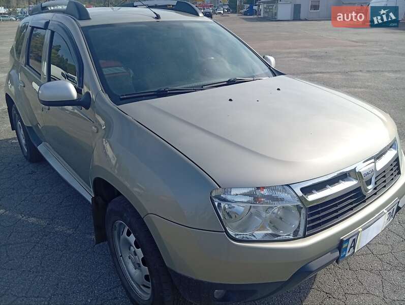 Позашляховик / Кросовер Dacia Duster 2011 в Харкові