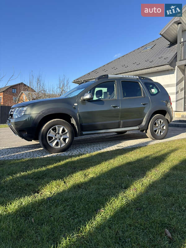 Позашляховик / Кросовер Dacia Duster 2015 в Тернополі