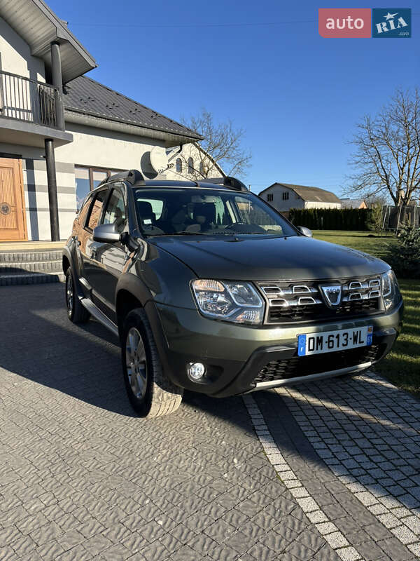 Позашляховик / Кросовер Dacia Duster 2015 в Тернополі
