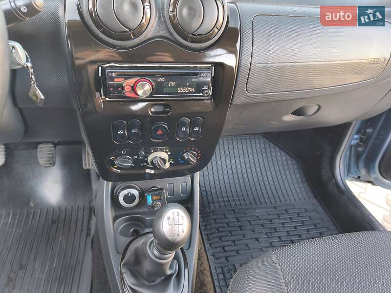 Внедорожник / Кроссовер Dacia Duster 2011 в Лубнах