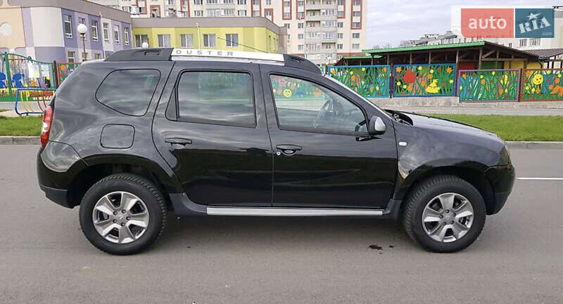 Позашляховик / Кросовер Dacia Duster 2016 в Звенигородці