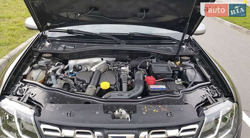 Позашляховик / Кросовер Dacia Duster 2016 в Звенигородці