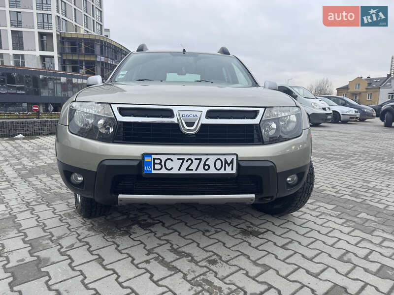 Позашляховик / Кросовер Dacia Duster 2011 в Львові