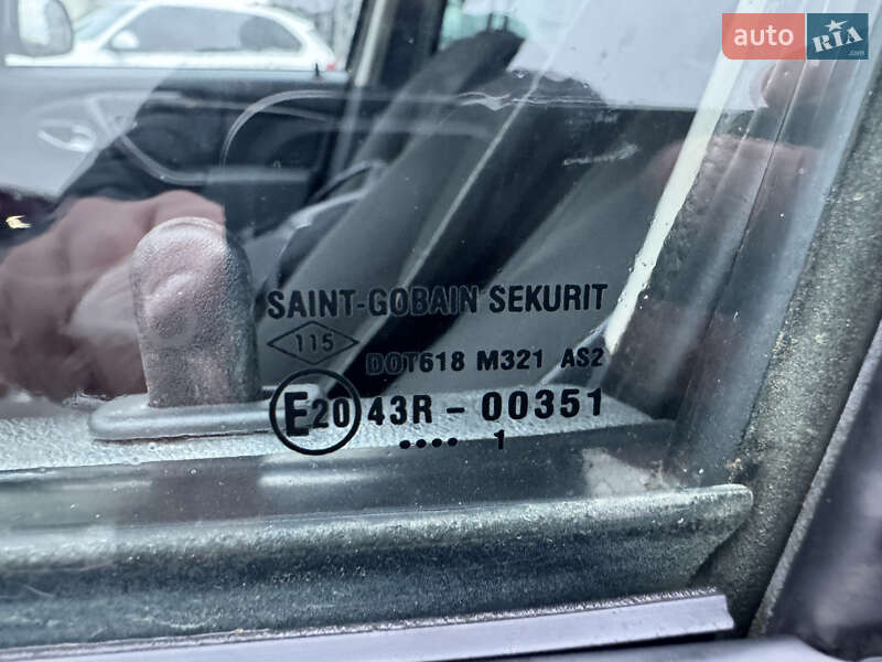 Позашляховик / Кросовер Dacia Duster 2011 в Львові