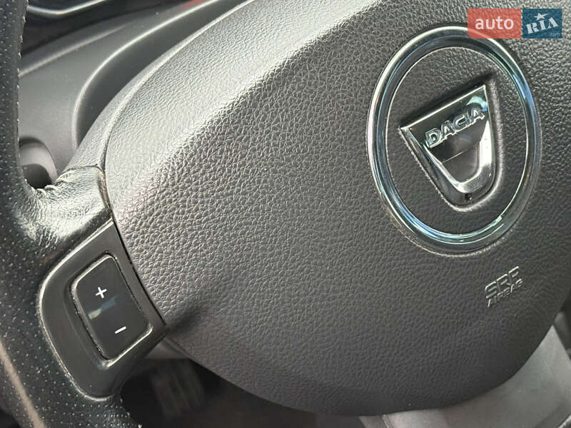 Внедорожник / Кроссовер Dacia Duster 2015 в Ровно