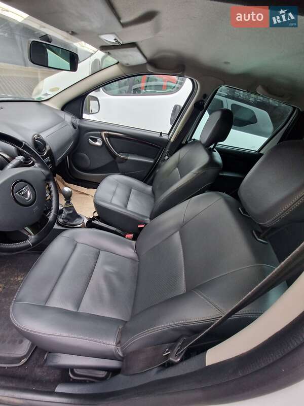 Внедорожник / Кроссовер Dacia Duster 2011 в Луцке фото 18 Внедорожник / Кроссовер Dacia Duster 2011 в Луцке