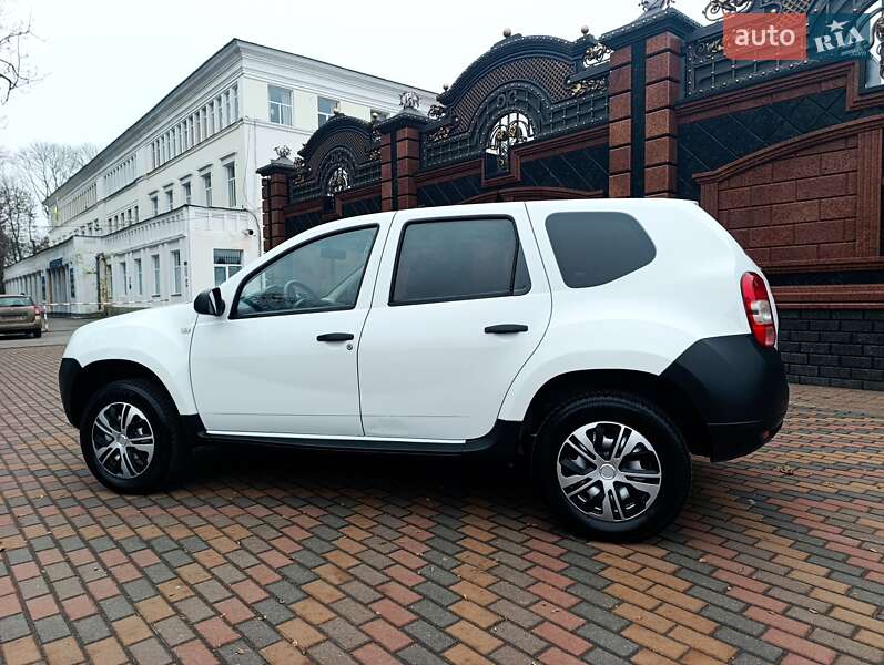 Позашляховик / Кросовер Dacia Duster 2016 в Звягелі