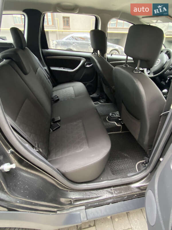 Внедорожник / Кроссовер Dacia Duster 2014 в Ивано-Франковске