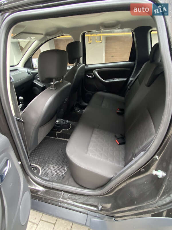 Внедорожник / Кроссовер Dacia Duster 2014 в Ивано-Франковске