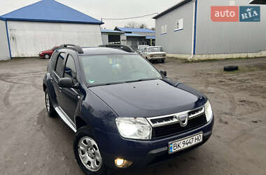 Позашляховик / Кросовер Dacia Duster 2011 в Горохові