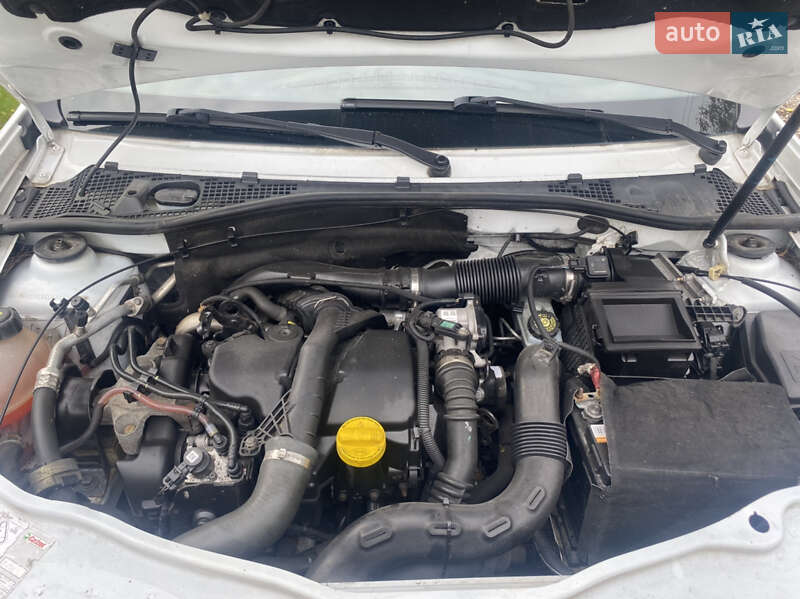 Внедорожник / Кроссовер Dacia Duster 2014 в Сумах