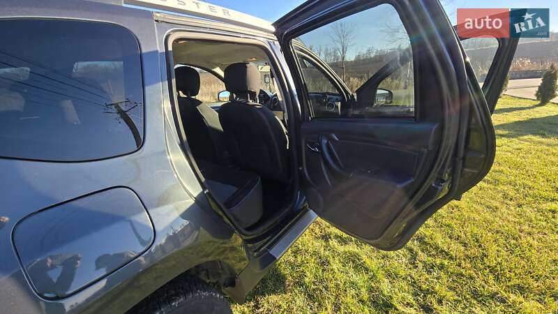 Позашляховик / Кросовер Dacia Duster 2016 в Чернівцях