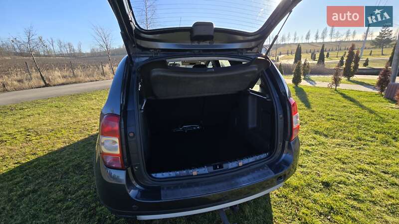 Позашляховик / Кросовер Dacia Duster 2016 в Чернівцях