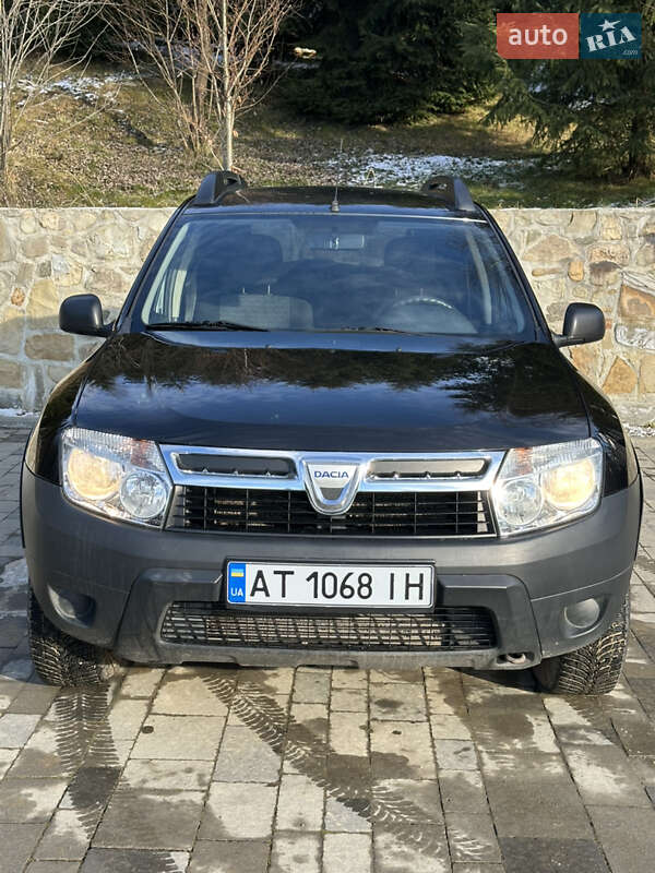 Dacia Duster 2011