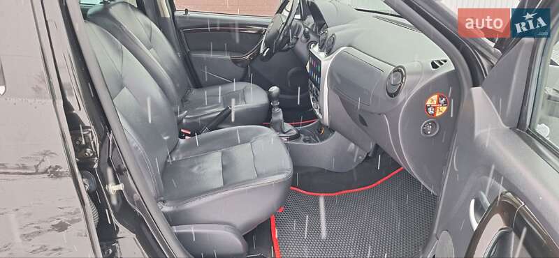 Позашляховик / Кросовер Dacia Duster 2011 в Новоархангельську