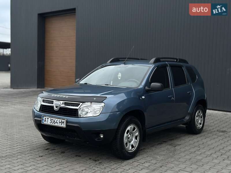 Dacia Duster 2011