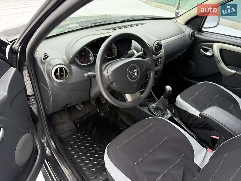 Внедорожник / Кроссовер Dacia Duster 2013 в Хусте