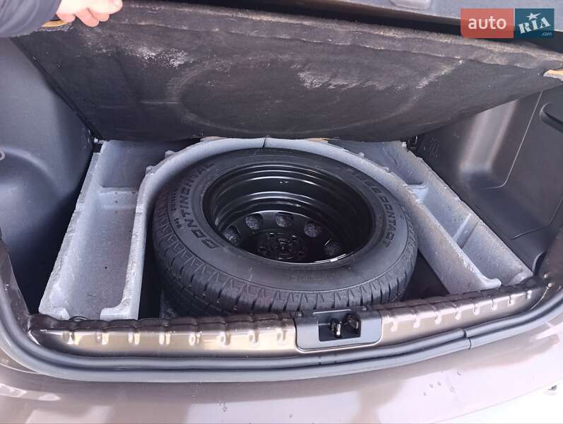 Внедорожник / Кроссовер Dacia Duster 2017 в Золочеве