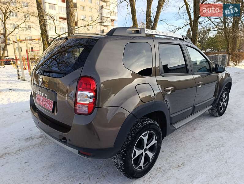 Внедорожник / Кроссовер Dacia Duster 2017 в Золочеве
