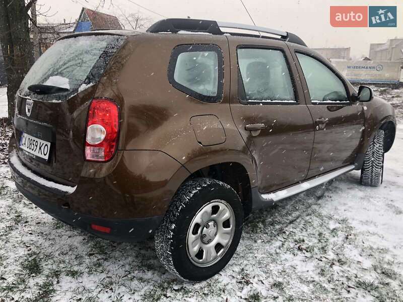 Внедорожник / Кроссовер Dacia Duster 2011 в Каменке