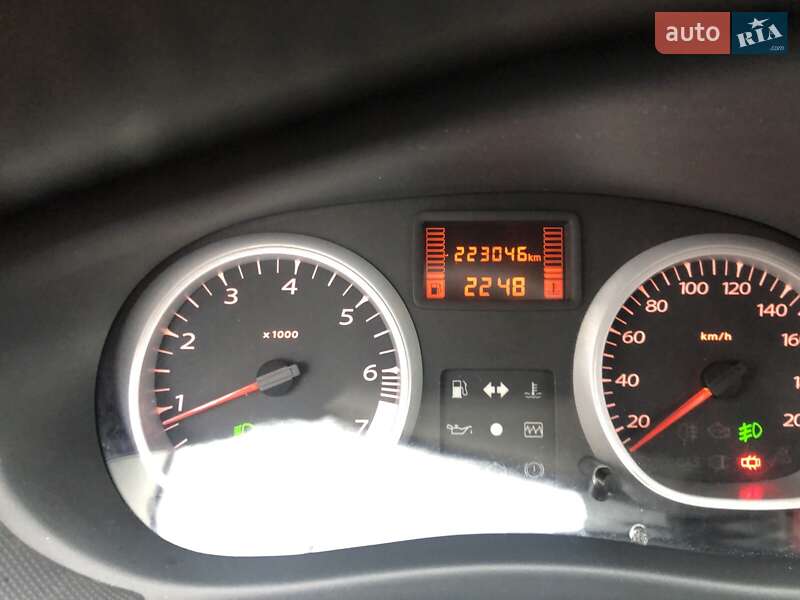 Внедорожник / Кроссовер Dacia Duster 2011 в Каменке