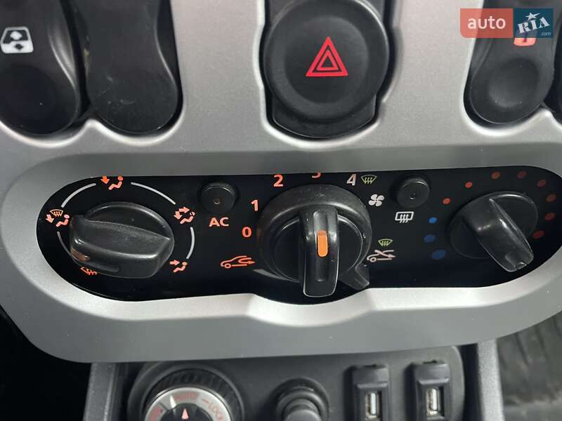 Внедорожник / Кроссовер Dacia Duster 2013 в Львове