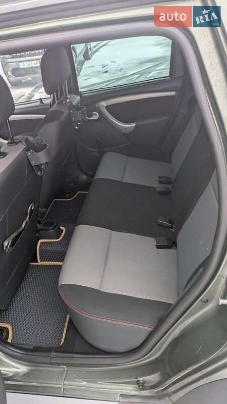 Внедорожник / Кроссовер Dacia Duster 2012 в Умани