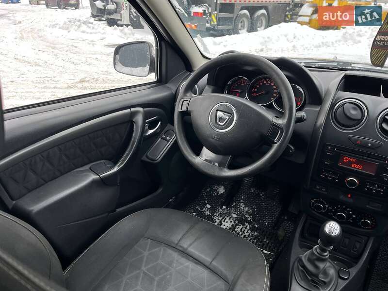 Внедорожник / Кроссовер Dacia Duster 2013 в Львове