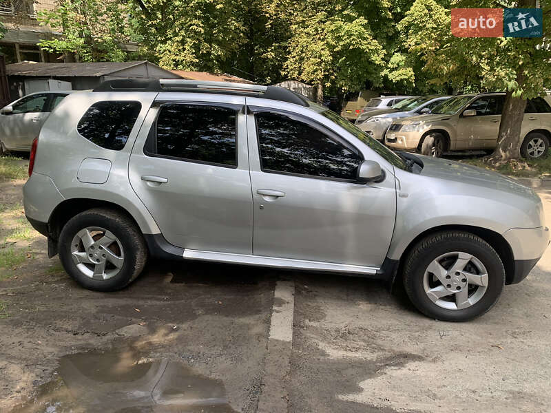 Внедорожник / Кроссовер Dacia Duster 2013 в Литине